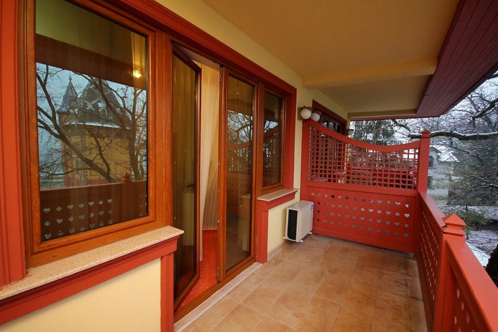 Vila Palic Hotel ภายนอก รูปภาพ