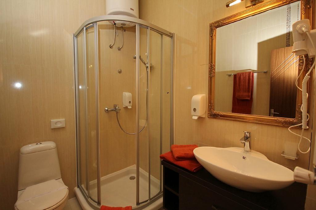 Vila Palic Hotel ภายนอก รูปภาพ